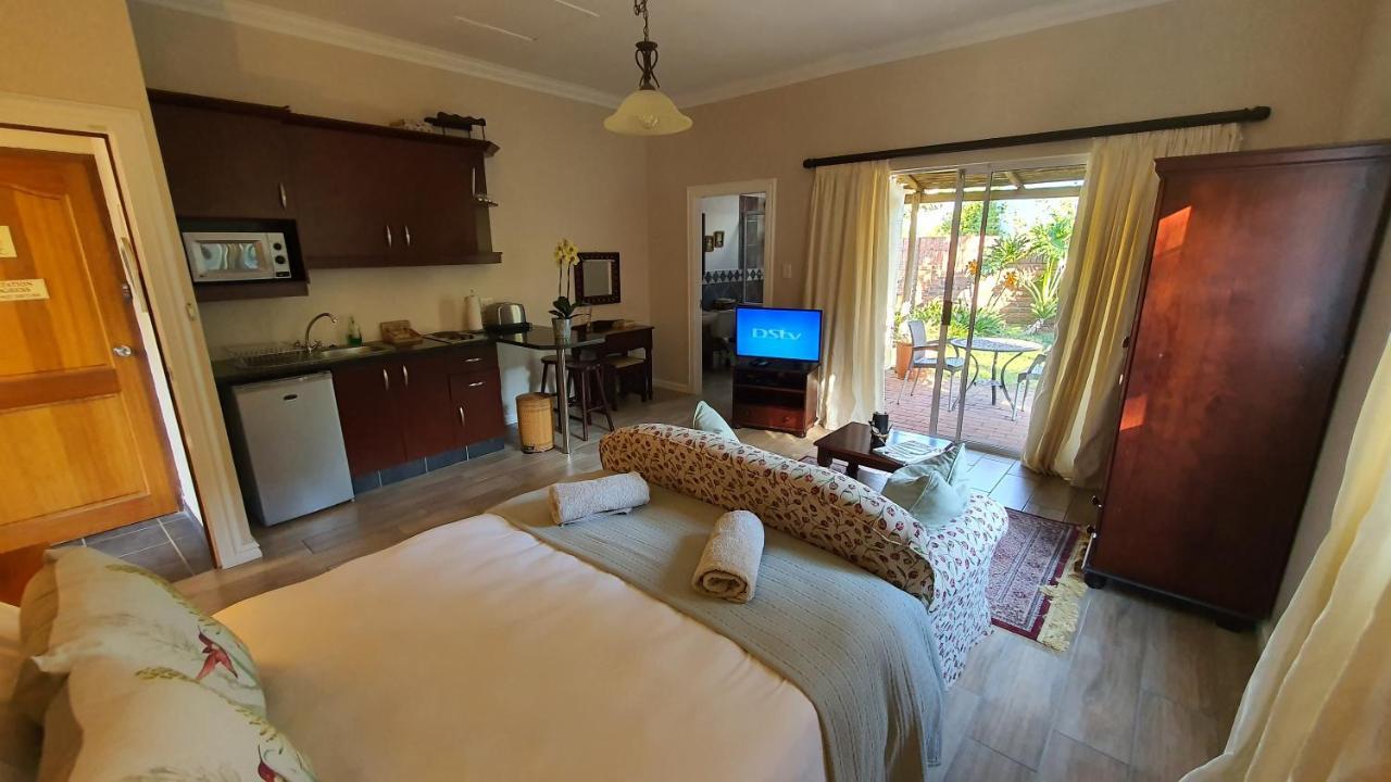 The Lazy Lizard Hotel Durban Ngoại thất bức ảnh