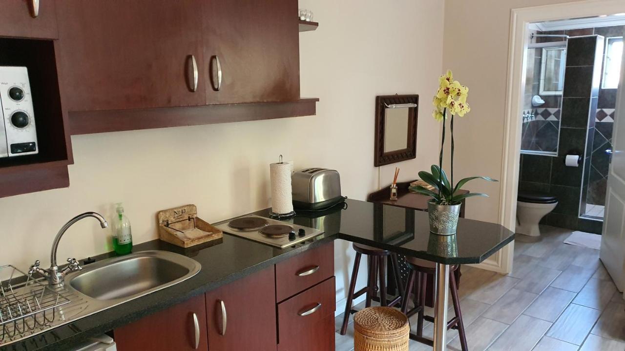The Lazy Lizard Hotel Durban Ngoại thất bức ảnh
