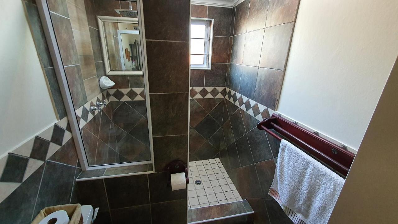 The Lazy Lizard Hotel Durban Ngoại thất bức ảnh